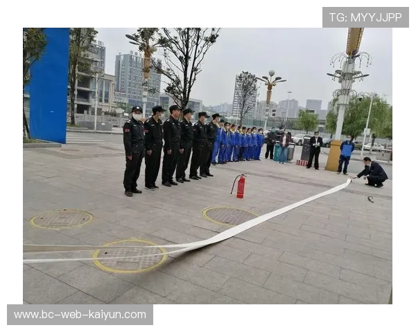 体育场馆维护人员培训提升场地保养水平，体育场馆维修养护内容